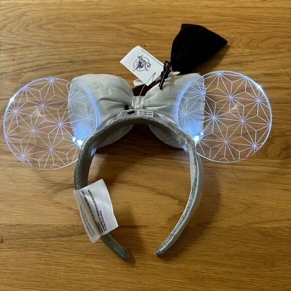 NWT Disney Epcot Spaceship Earth Light Up Ears Headband New In Hand.